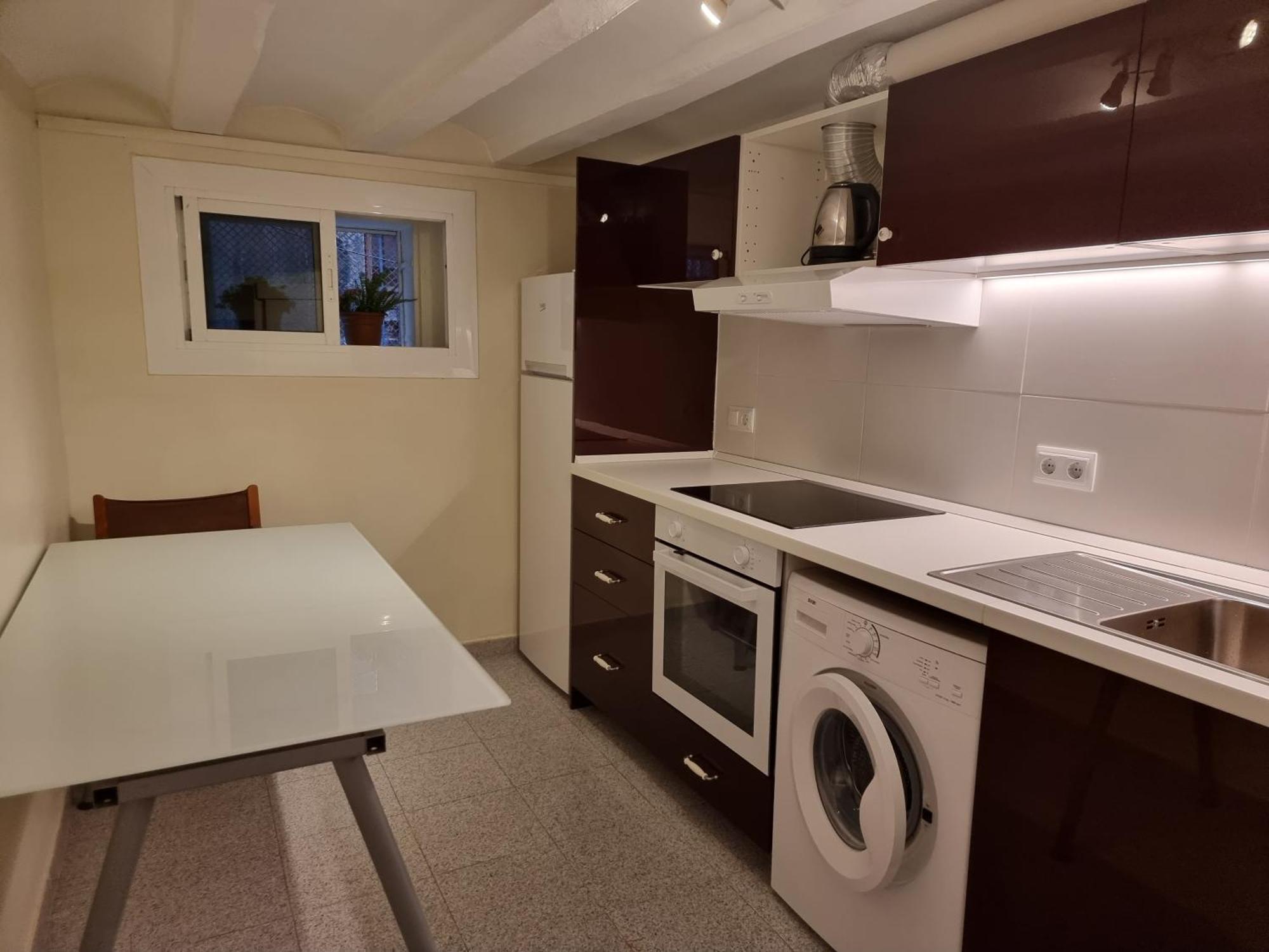 Apartment Cozy Downtown Bcn, Ac, 30 Nigths Min *