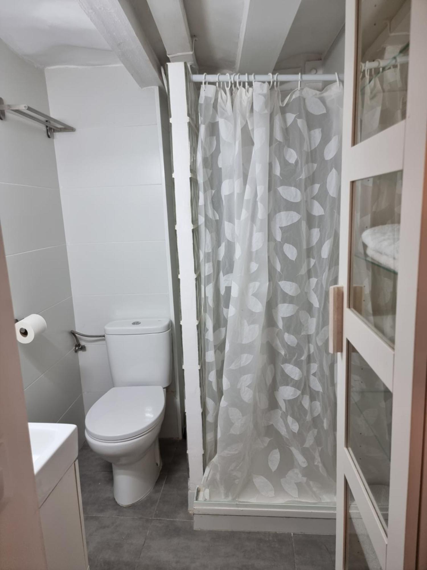 Apartment Cozy Downtown Bcn, Ac, 30 Nigths Min